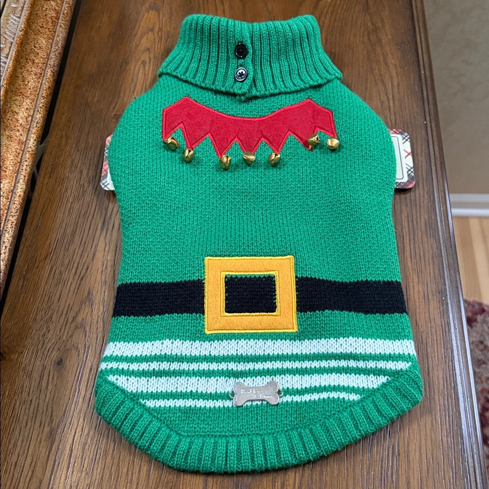 New Barkley & Finn Christmas dog sweater with jingle bells.  Size S.